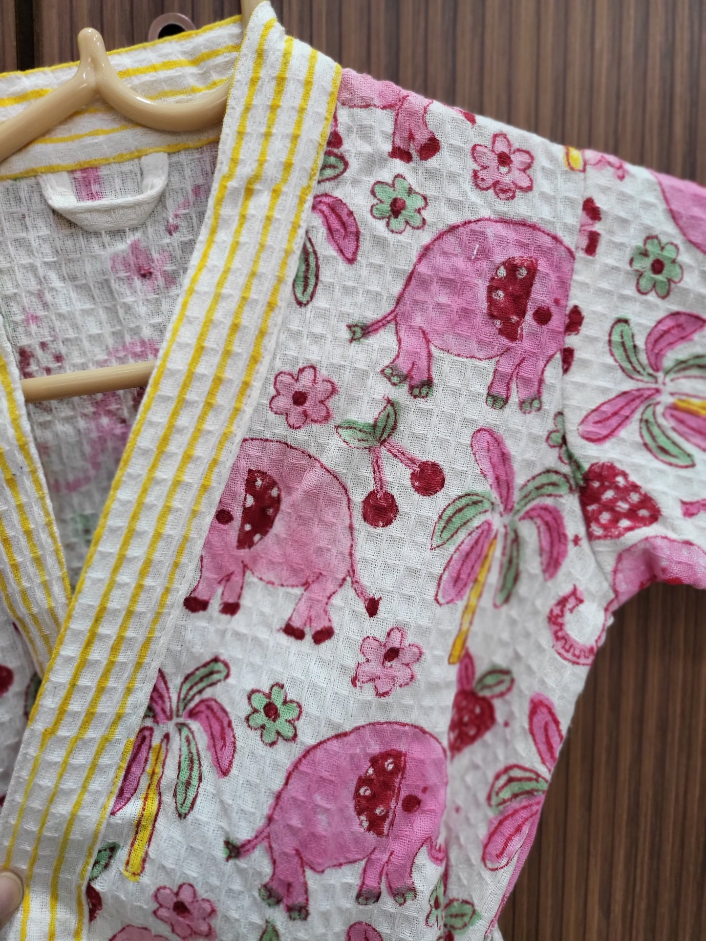 Pink elephant - Kids Waffle Cotton Bathrobe