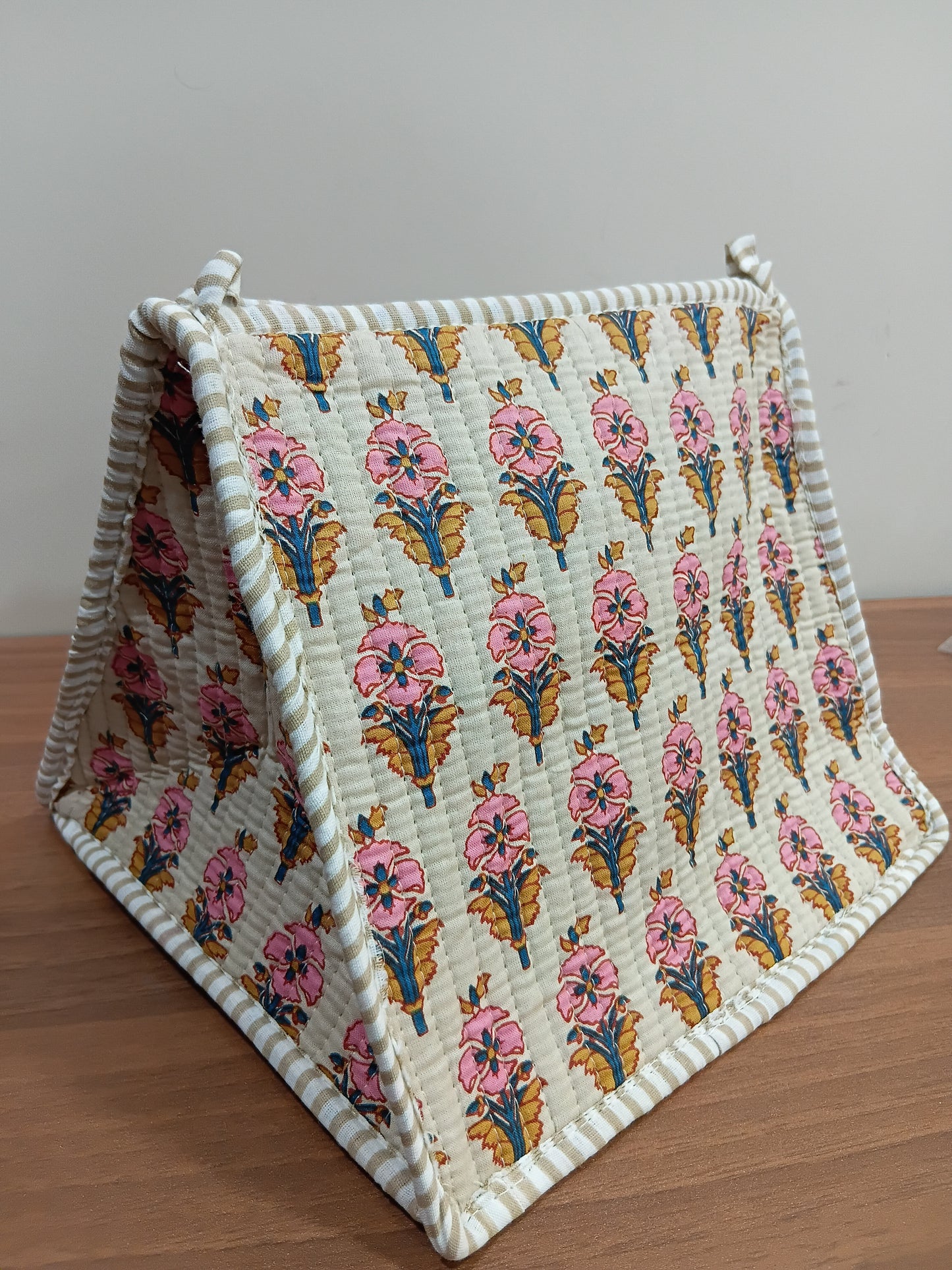 Triangle shaped pouch
