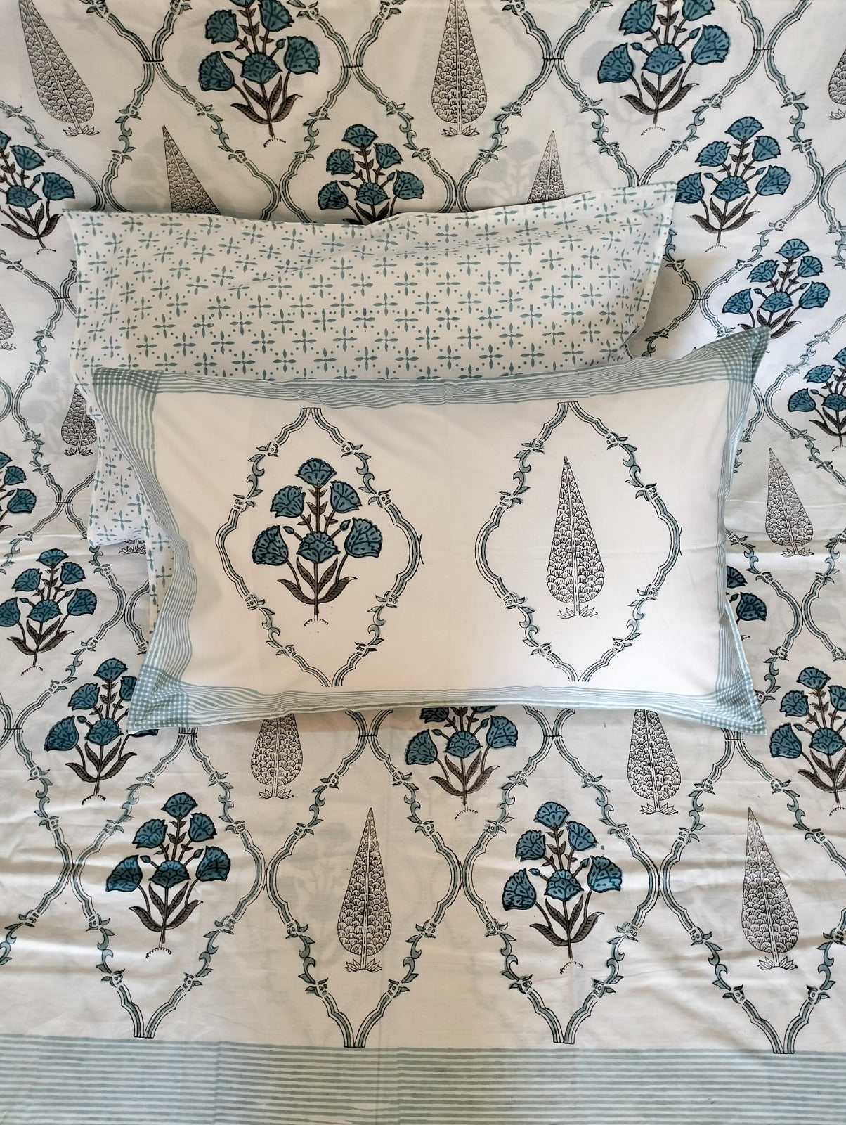 Cotton Handblock bedsheet - Hastkala - King Size